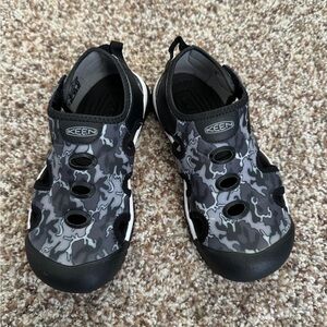 Children’s Keen Stingray Water Sandals - 13